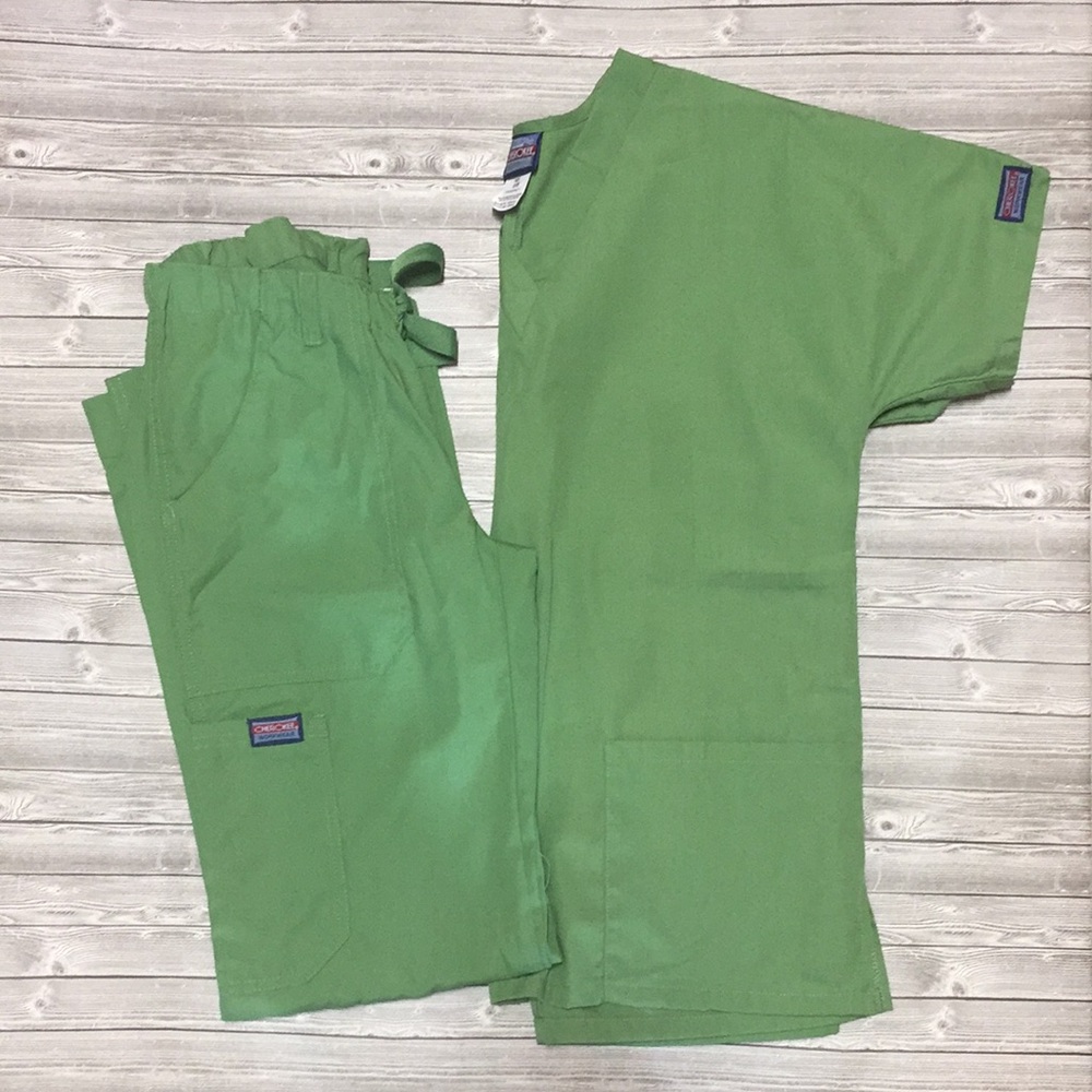 Cherokee Workwear Scrub Set NEW